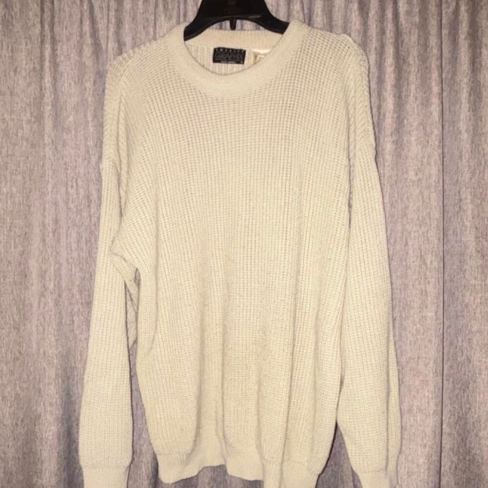 Unbranded Men's Cream and White Jumper